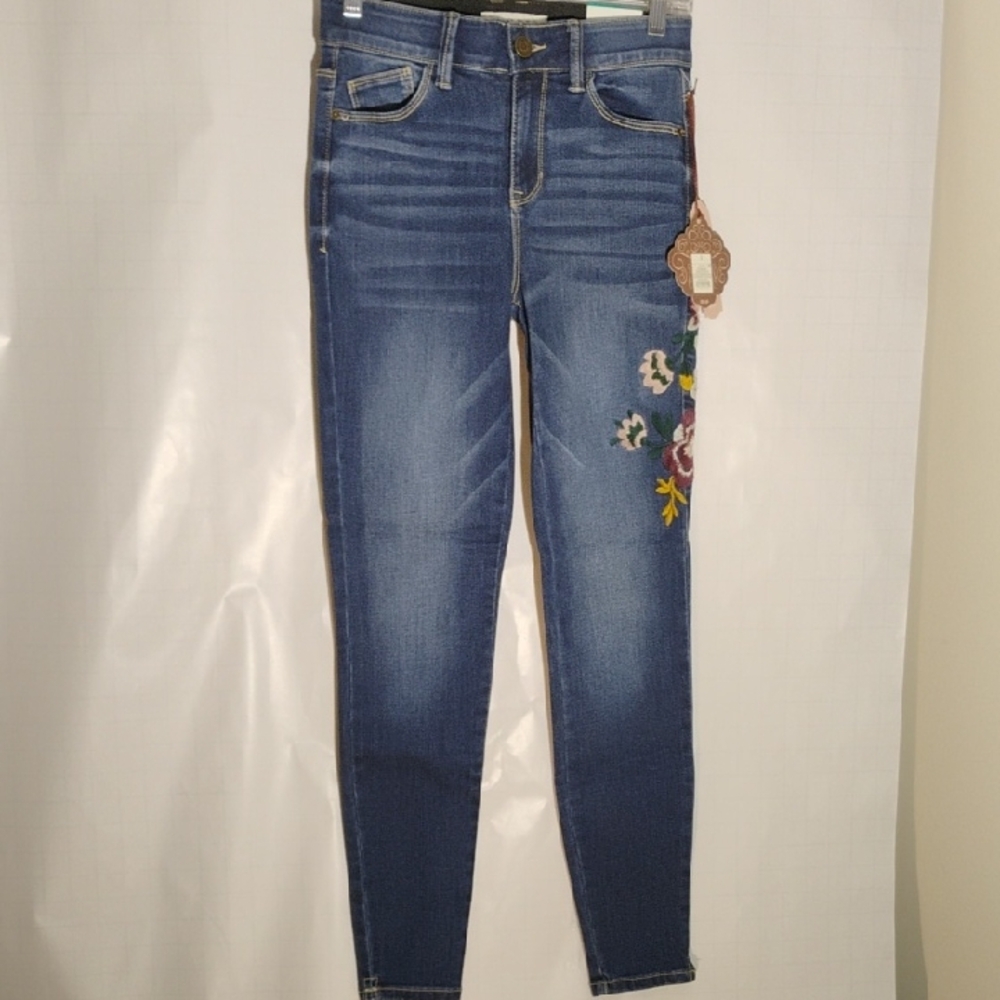 Knox Rose Blue Floral Embroidered Pants